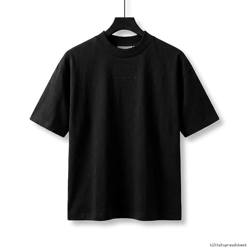 ESSENTIALS minimalist style black T-shirt