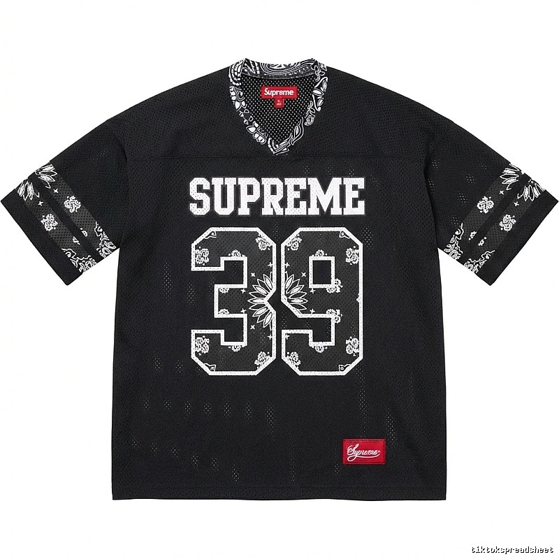 Supreme - printed sporty black T - shirt