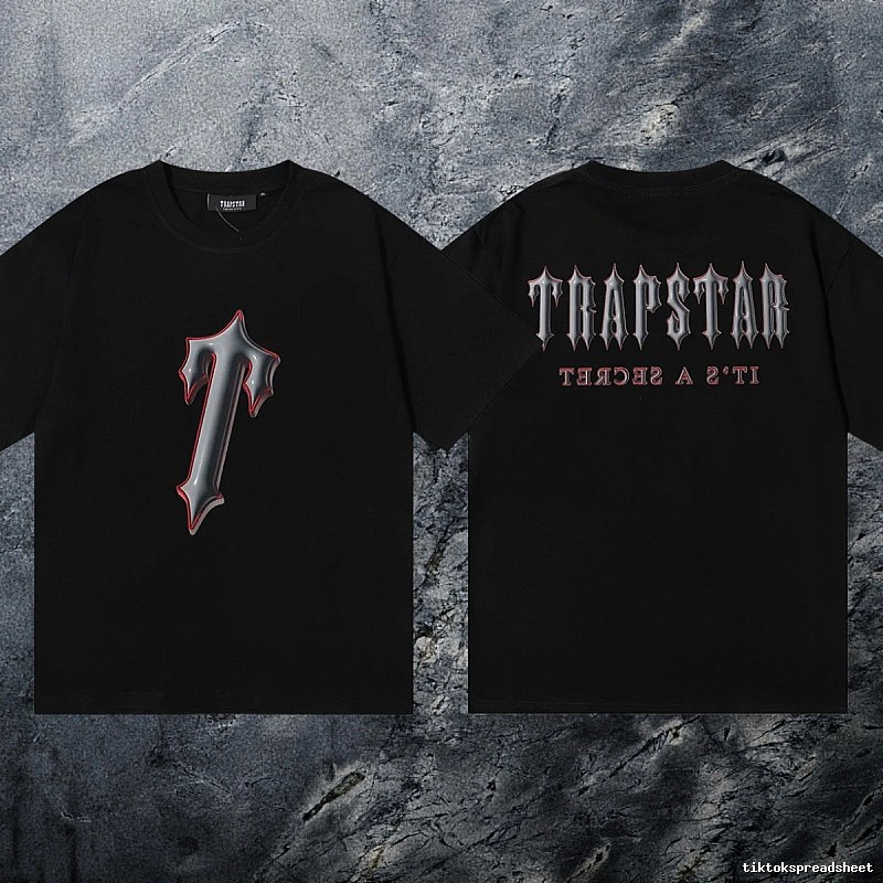 Trapstar Classic Keys graphic T-shirt Black White Key with Travel-Friendly Style