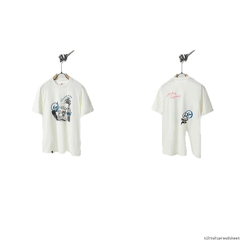 Travis Scott x Jordan Co-branded Graffiti-style Off-white T-shirt
